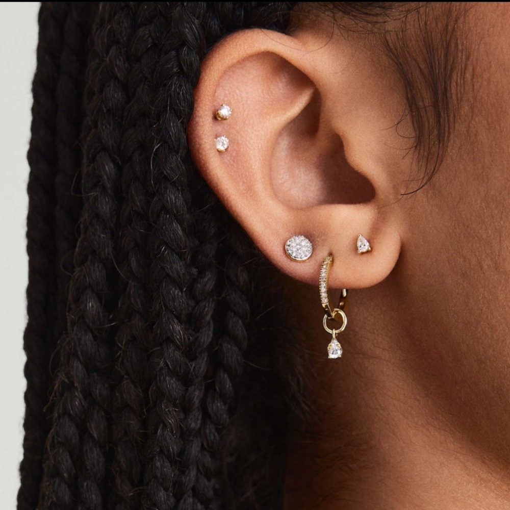 14k solid gold natural diamond yearring
